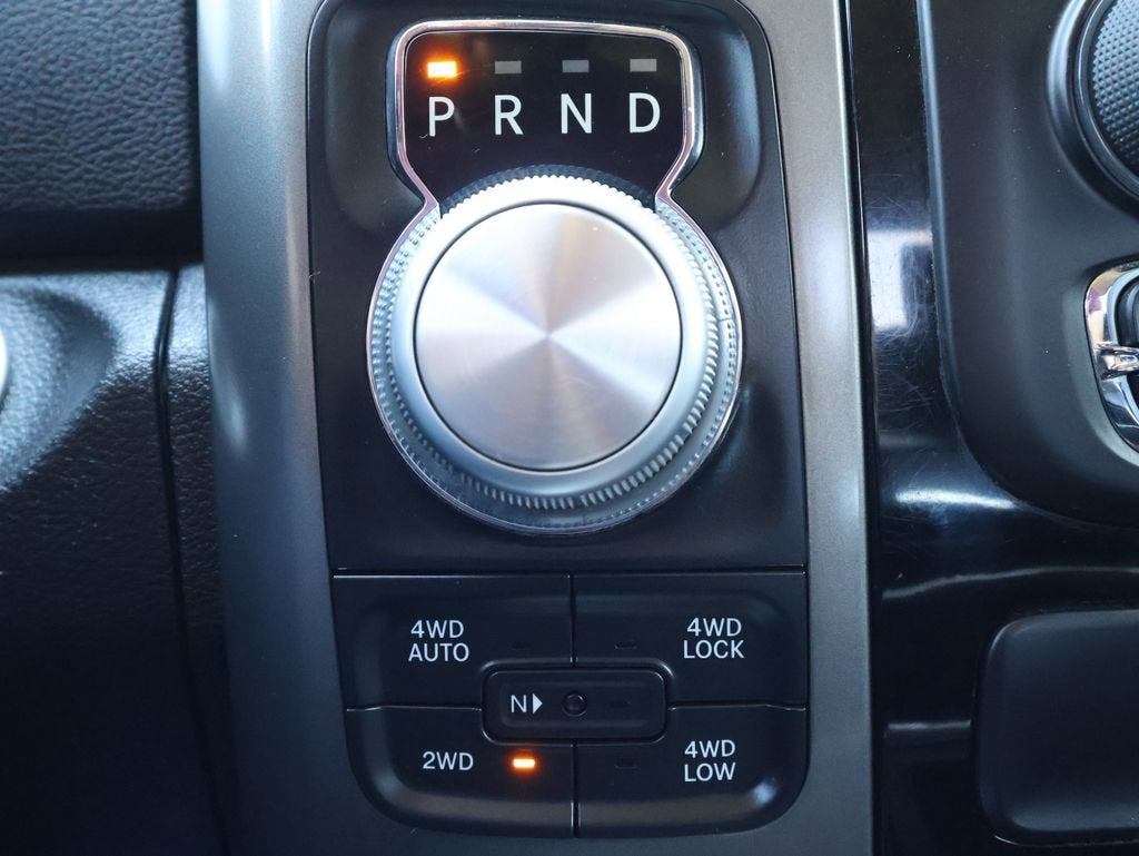 2017 RAM 1500 Night Crew Cab 4x4 5'7" Box