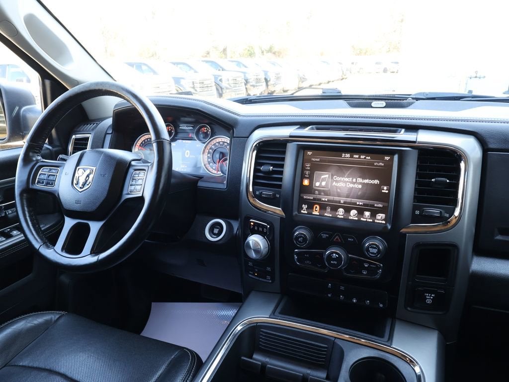 2017 RAM 1500 Night Crew Cab 4x4 5'7" Box