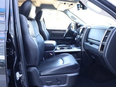 2017 RAM 1500 Night Crew Cab 4x4 5'7" Box