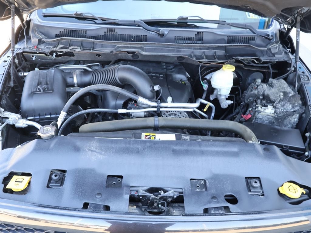 2017 RAM 1500 Night Crew Cab 4x4 5'7" Box