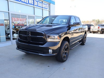 2017 RAM 1500 Night Crew Cab 4x4 5'7" Box