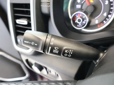 2020 RAM 1500 Laramie Crew Cab 4x4 5'7" Box