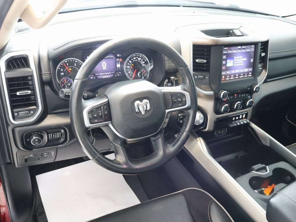 2020 RAM 1500 Laramie Crew Cab 4x4 5'7" Box