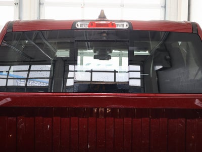 2020 RAM 1500 Laramie Crew Cab 4x4 5'7" Box