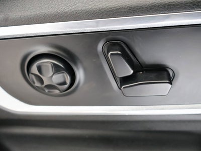 2020 RAM 1500 Laramie Crew Cab 4x4 5'7" Box