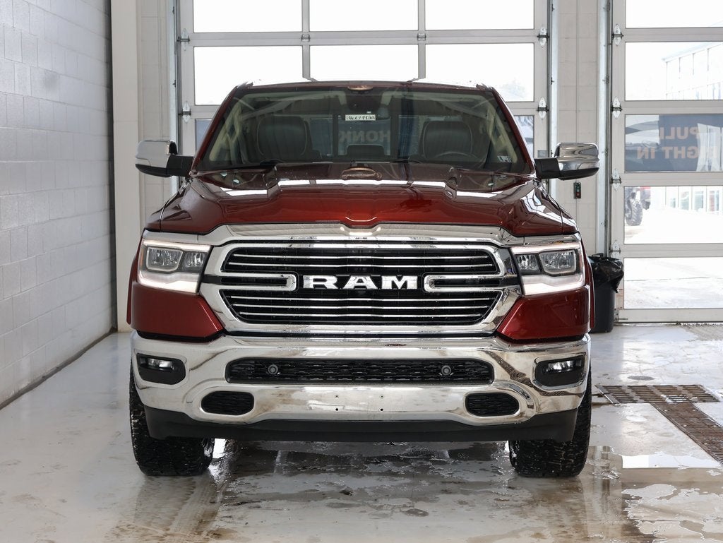 2020 RAM 1500 Laramie Crew Cab 4x4 5'7" Box