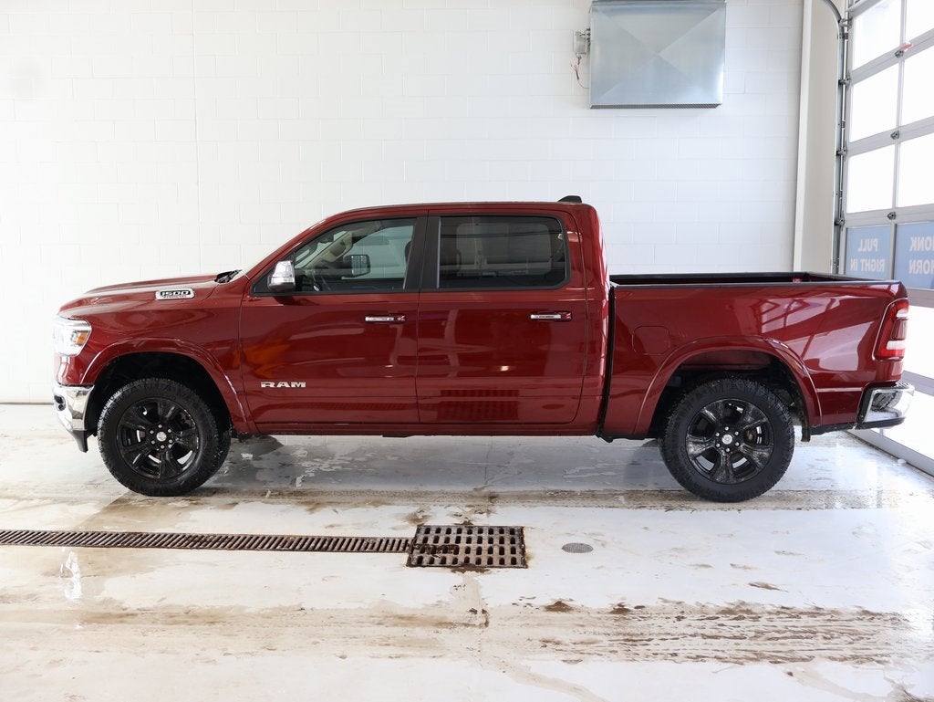 2020 RAM 1500 Laramie Crew Cab 4x4 5'7" Box