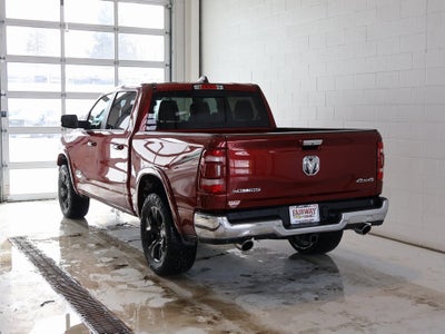 2020 RAM 1500 Laramie Crew Cab 4x4 5'7" Box