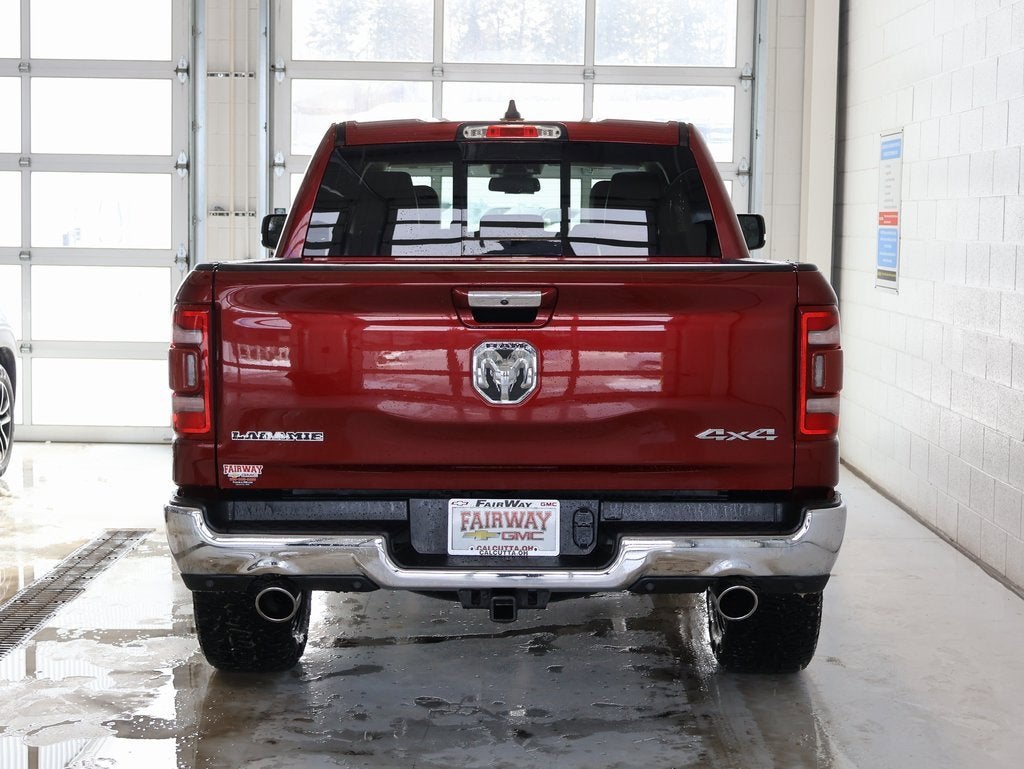 2020 RAM 1500 Laramie Crew Cab 4x4 5'7" Box
