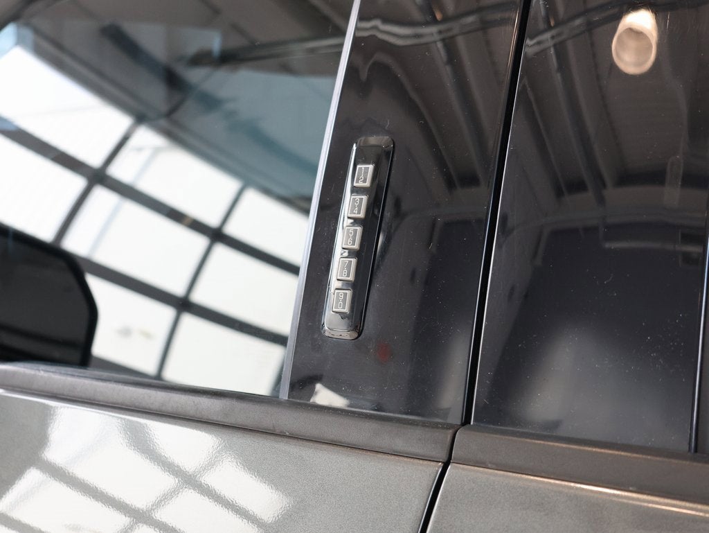 2017 Ford Super Duty F-350 SRW Platinum