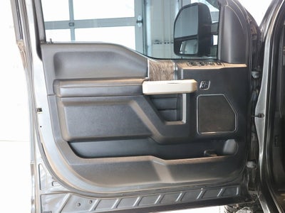 2017 Ford Super Duty F-350 SRW Platinum