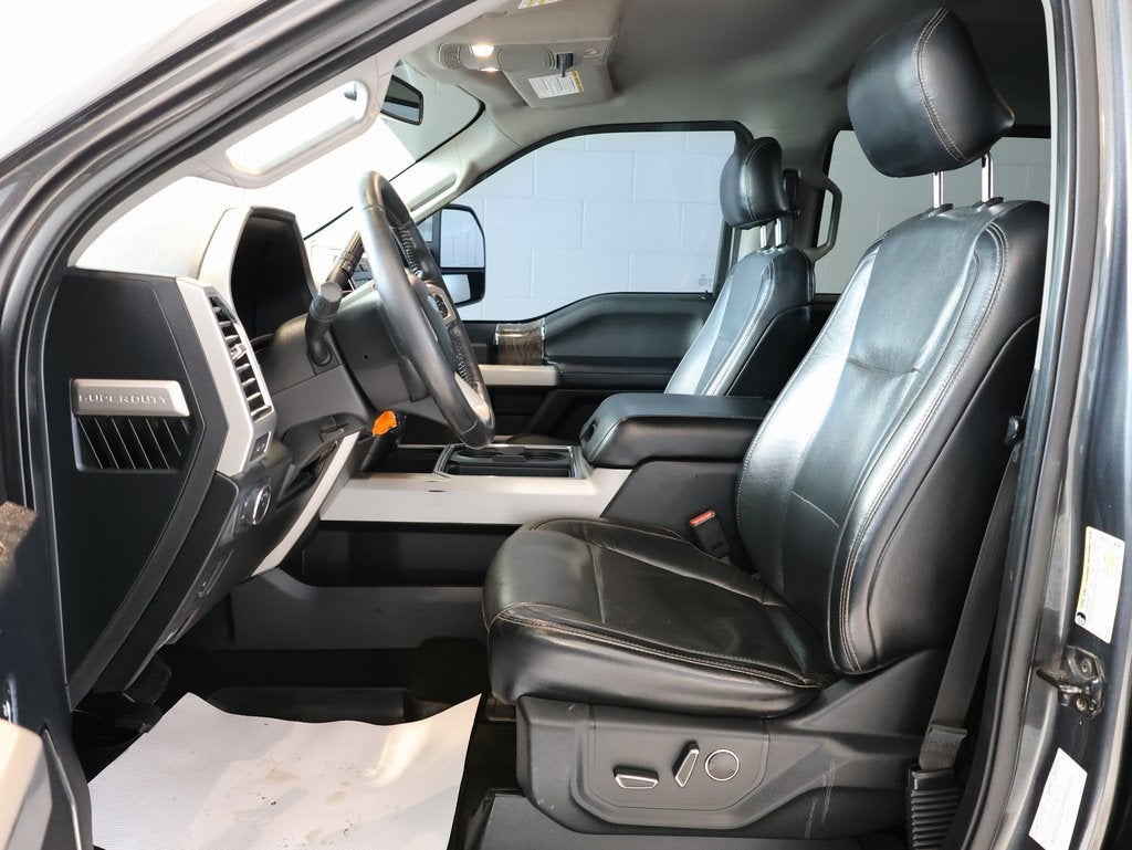 2017 Ford Super Duty F-350 SRW Platinum