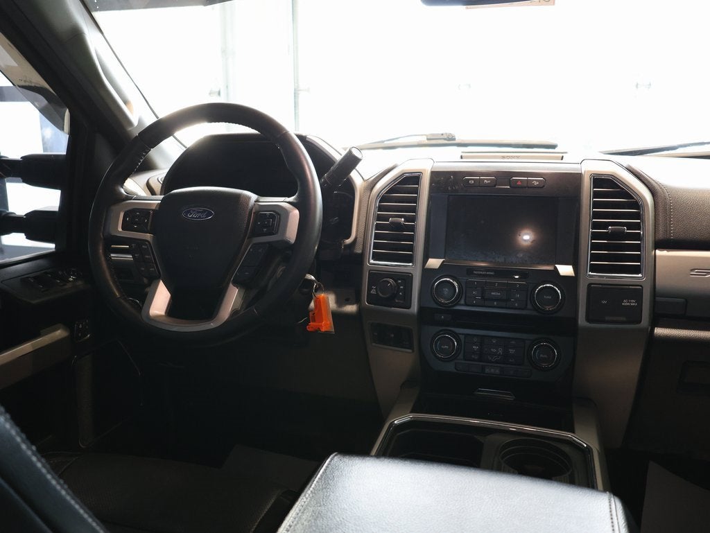 2017 Ford Super Duty F-350 SRW Platinum