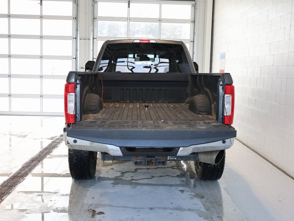 2017 Ford Super Duty F-350 SRW Platinum