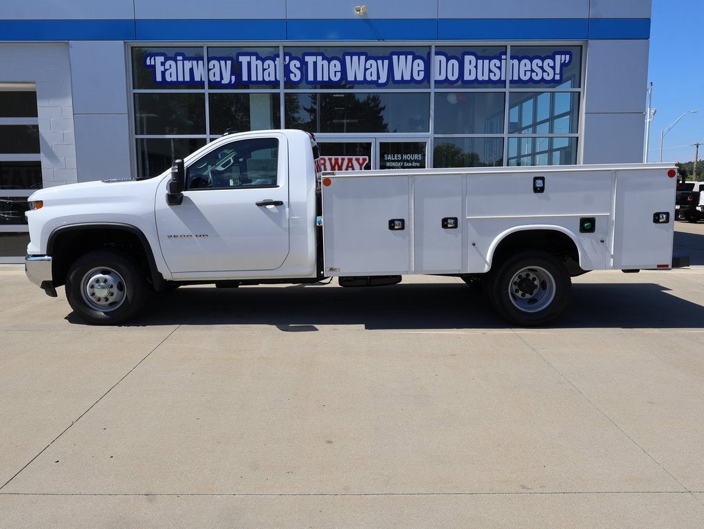 2025 Chevrolet Silverado 3500 HD Chassis Cab Work Truck