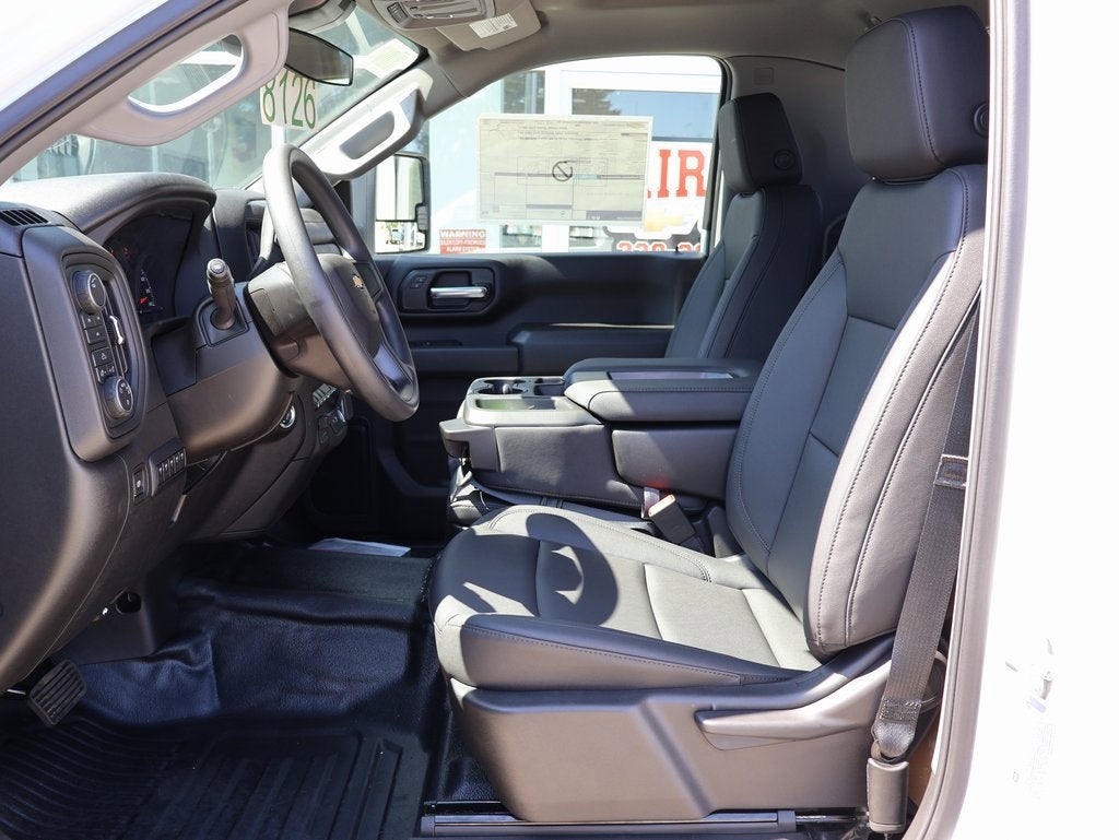 2025 Chevrolet Silverado 3500 HD Chassis Cab Work Truck