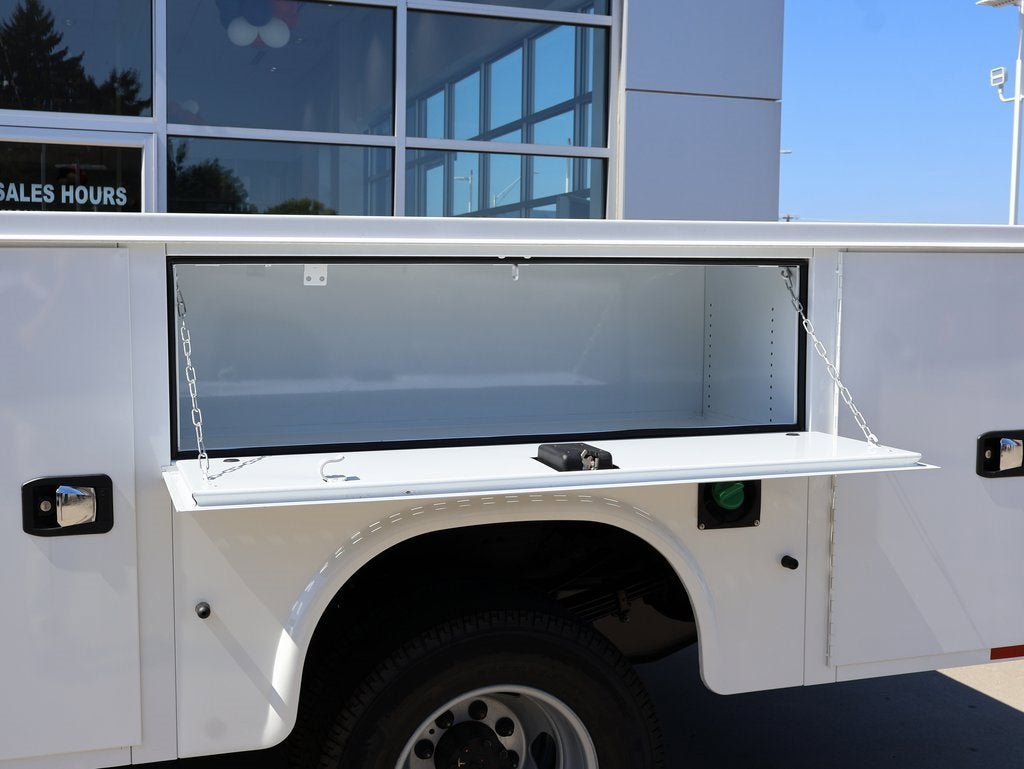 2025 Chevrolet Silverado 3500 HD Chassis Cab Work Truck