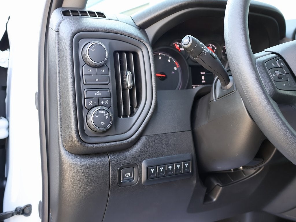 2025 Chevrolet Silverado 3500 HD Chassis Cab Work Truck