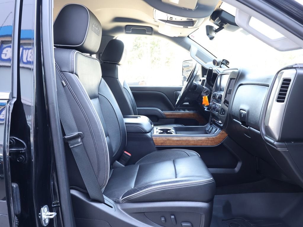 2017 Chevrolet Silverado 3500 HD High Country