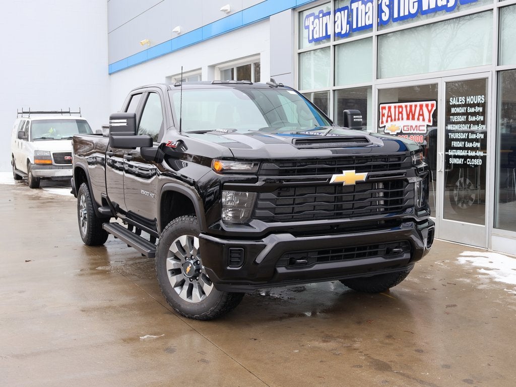 2026 Chevrolet Silverado 2500 HD Custom