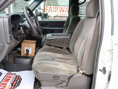 2003 Chevrolet Silverado 2500 HD LS