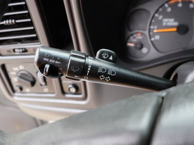 2003 Chevrolet Silverado 2500 HD LS