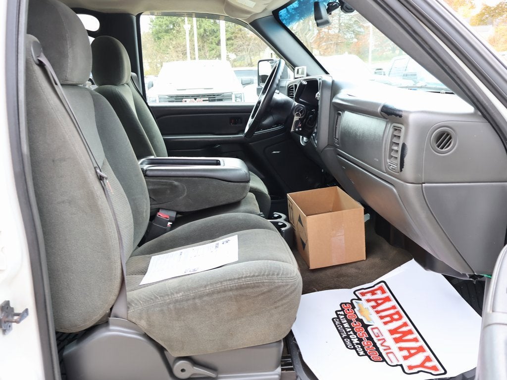 2003 Chevrolet Silverado 2500 HD LS