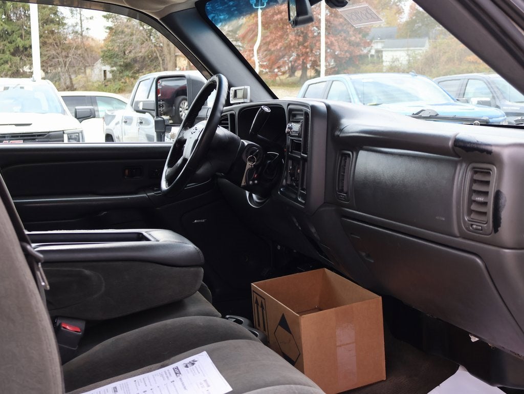 2003 Chevrolet Silverado 2500 HD LS