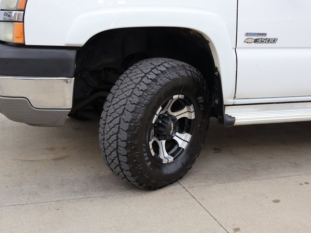 2003 Chevrolet Silverado 2500 HD LS