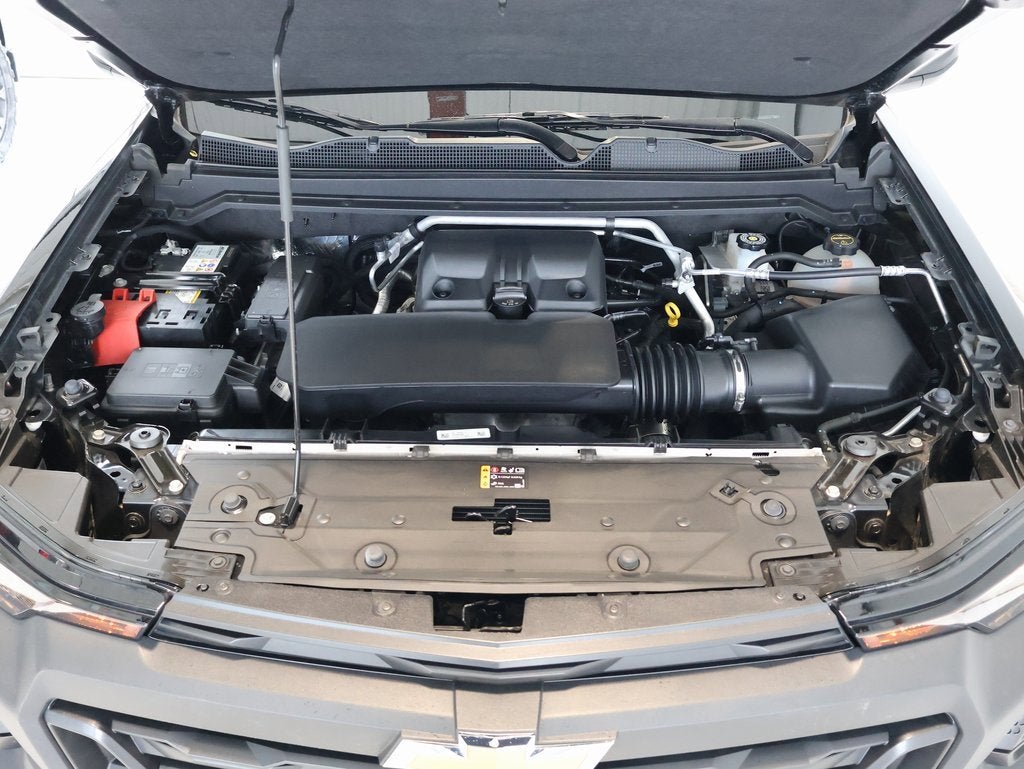 2025 Chevrolet Colorado WT/LT