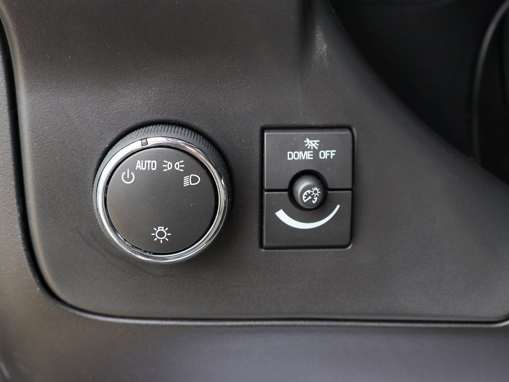 2025 Chevrolet Express Cargo 3500 WT