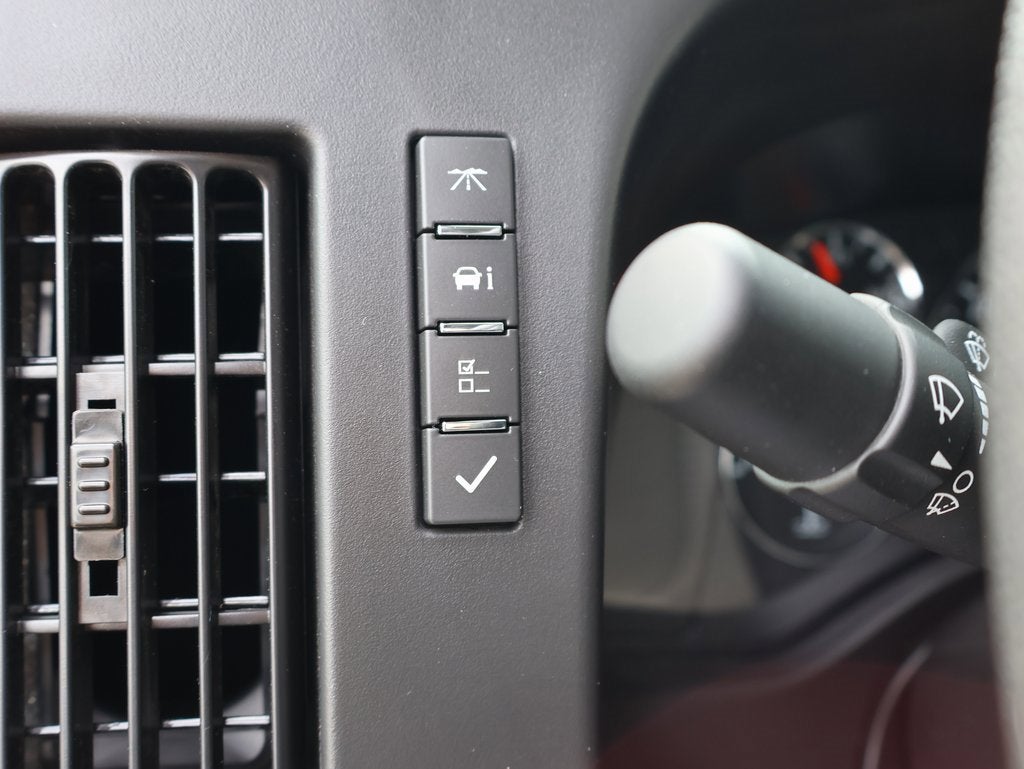 2025 Chevrolet Express Cargo 3500 WT