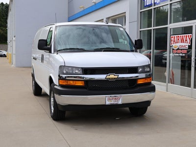 2025 Chevrolet Express Cargo 3500 WT