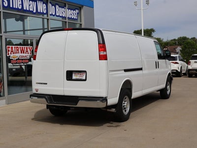 2025 Chevrolet Express Cargo 3500 WT