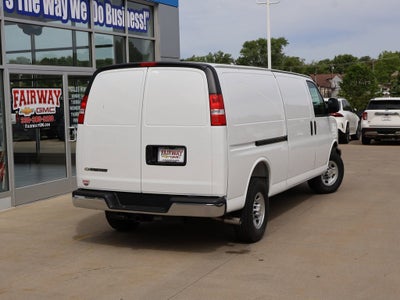 2025 Chevrolet Express Cargo 3500 WT