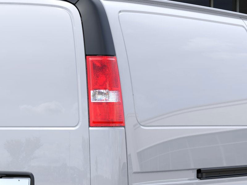 2025 Chevrolet Express Cargo 3500 WT