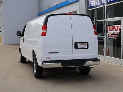 2025 Chevrolet Express Cargo 3500 WT
