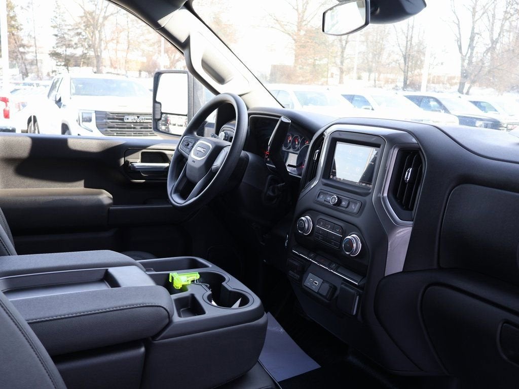 2026 GMC Sierra 3500 HD Chassis Cab Pro