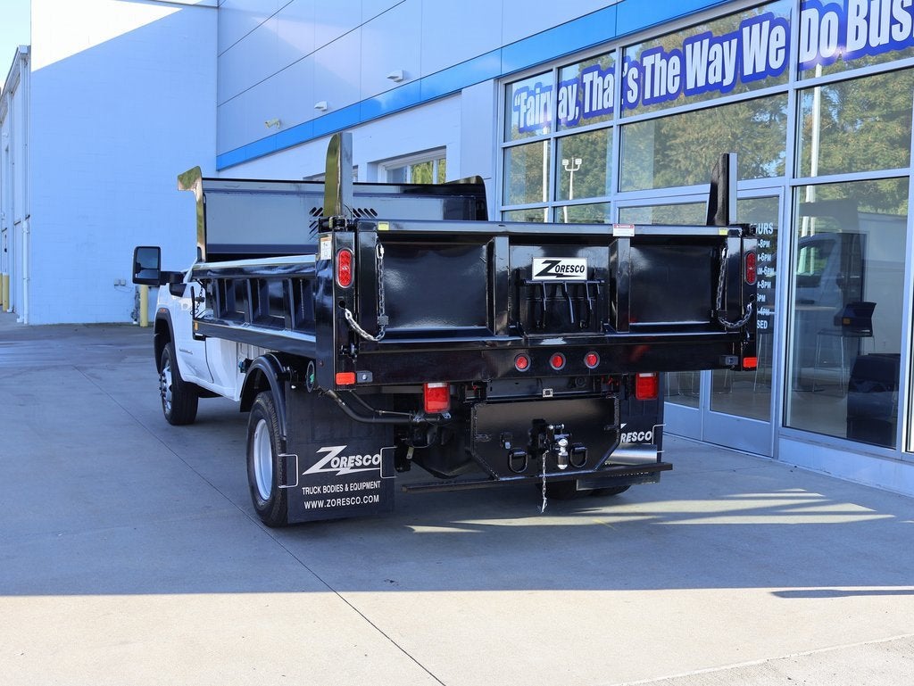 2025 GMC Sierra 3500 HD Chassis Cab Pro