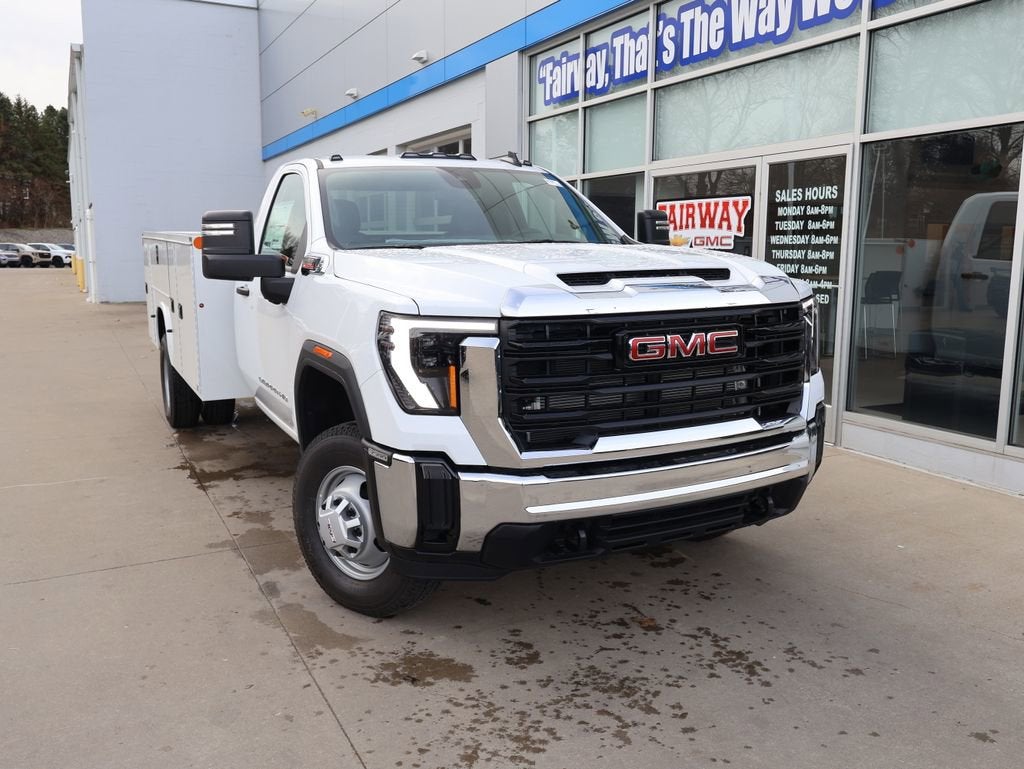 2026 GMC Sierra 3500 HD Chassis Cab Pro