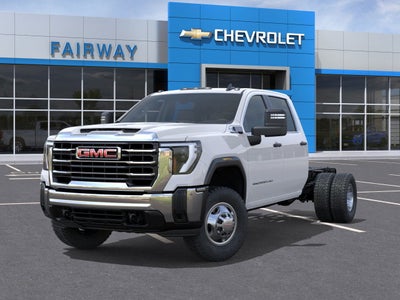 2026 GMC Sierra 3500 HD Chassis Cab Pro
