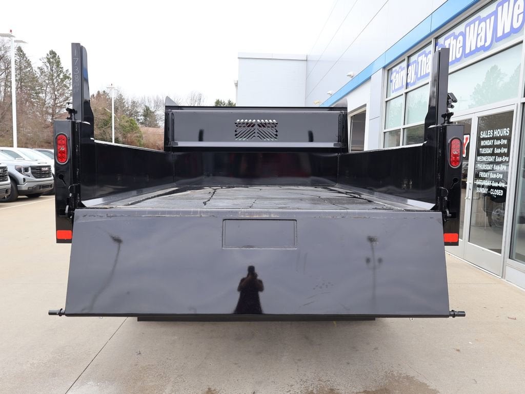 2026 GMC Sierra 3500 HD Chassis Cab Pro