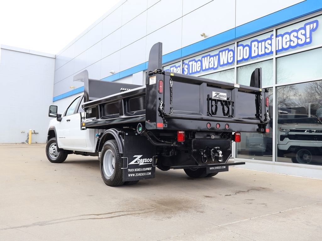 2026 GMC Sierra 3500 HD Chassis Cab Pro