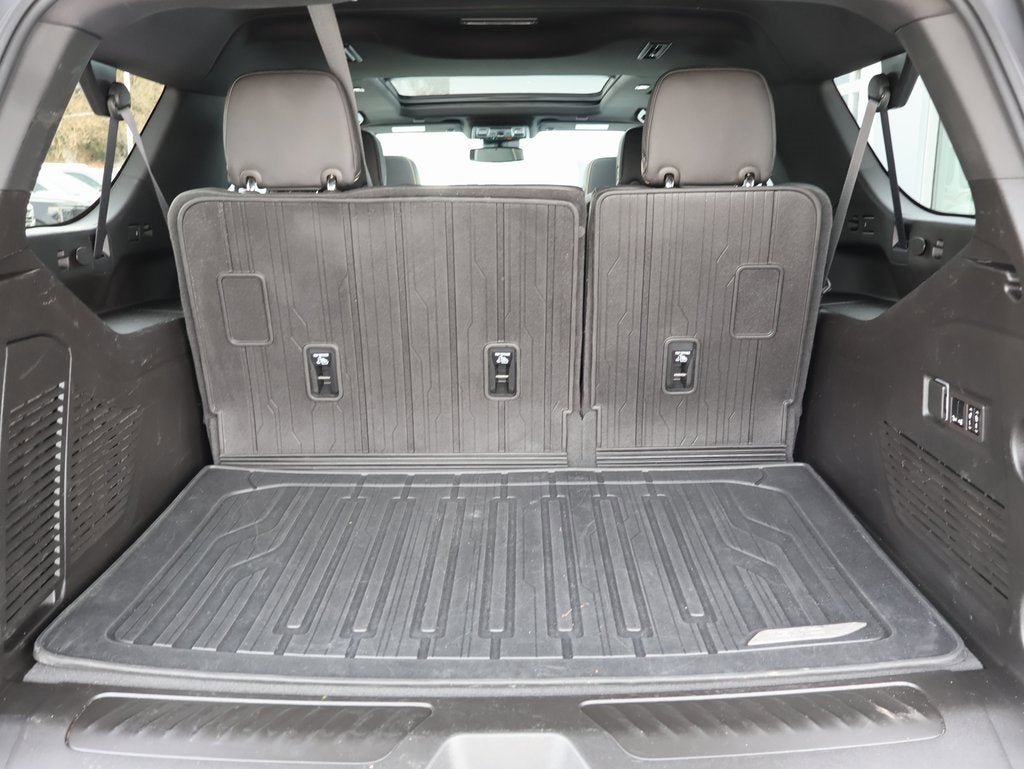 2023 GMC Yukon XL SLT