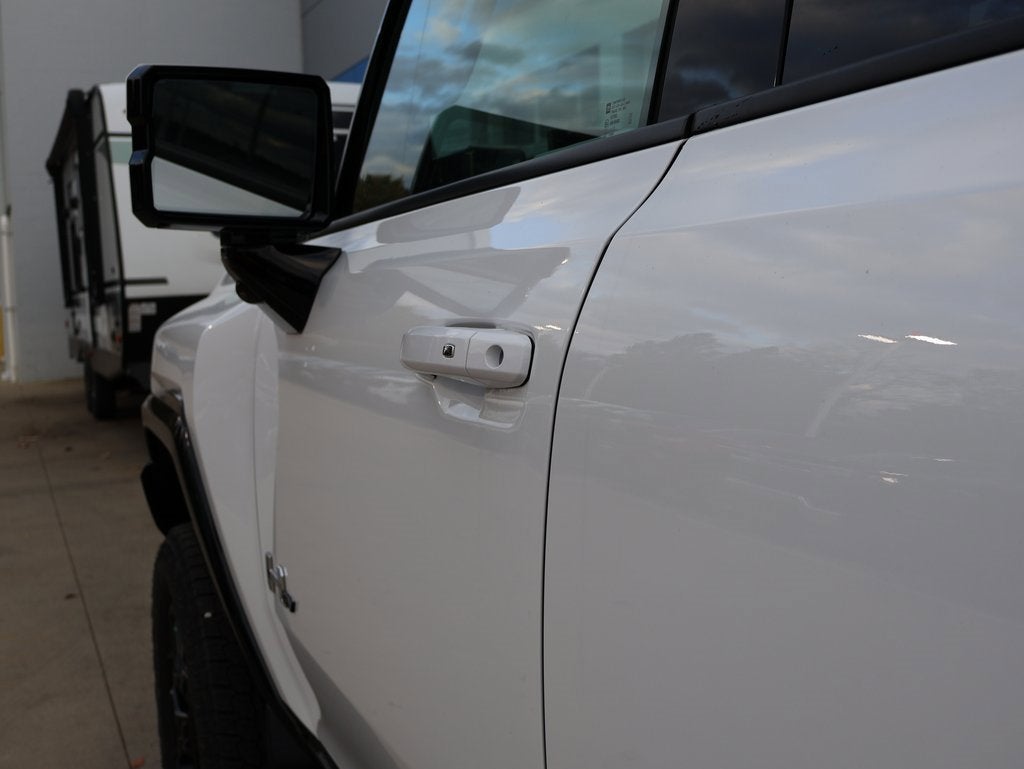 2025 GMC HUMMER EV SUV 2X