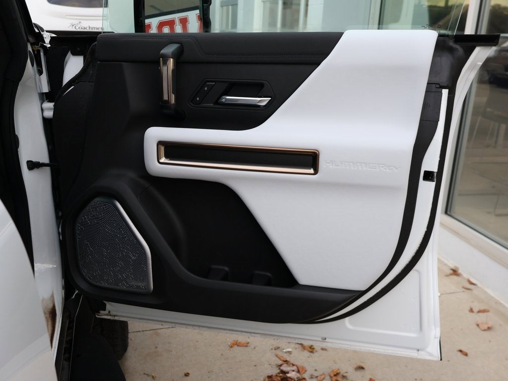 2025 GMC HUMMER EV SUV 2X