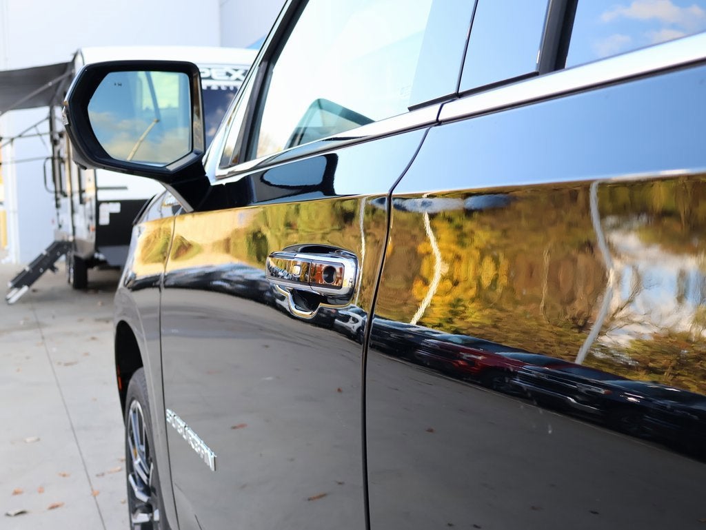 2025 Chevrolet Suburban High Country