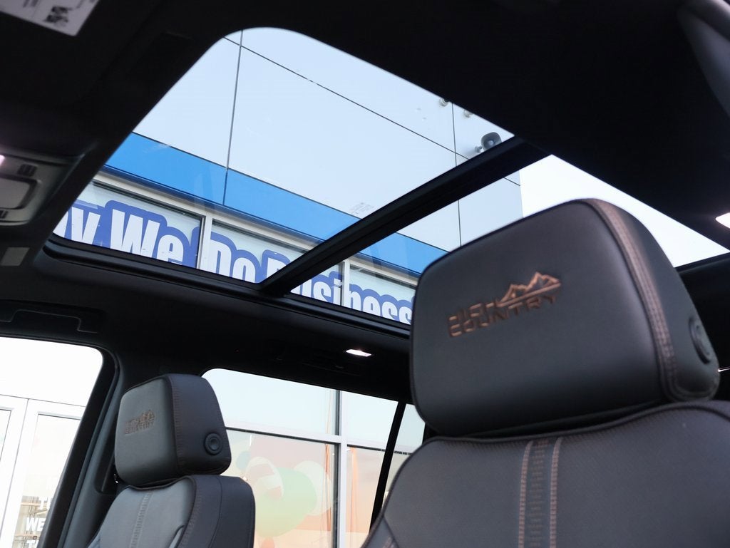 2025 Chevrolet Suburban High Country