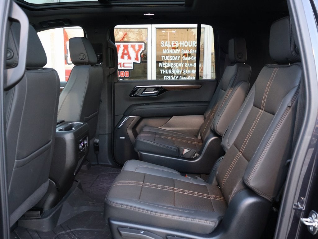 2025 Chevrolet Suburban High Country