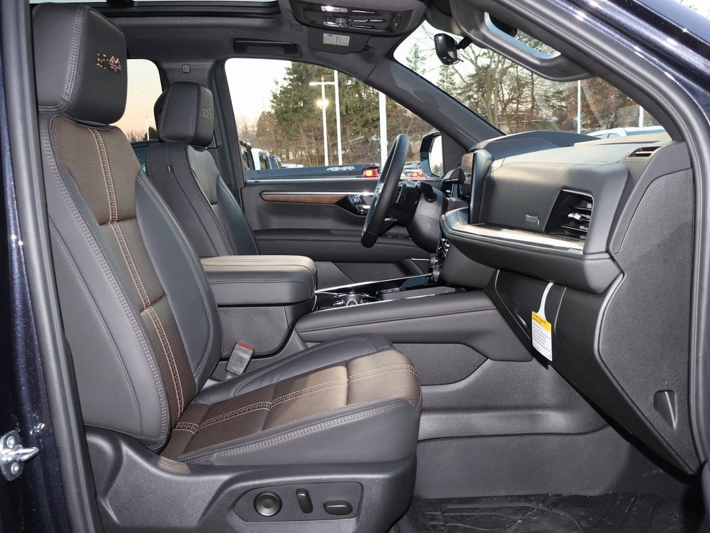 2025 Chevrolet Suburban High Country